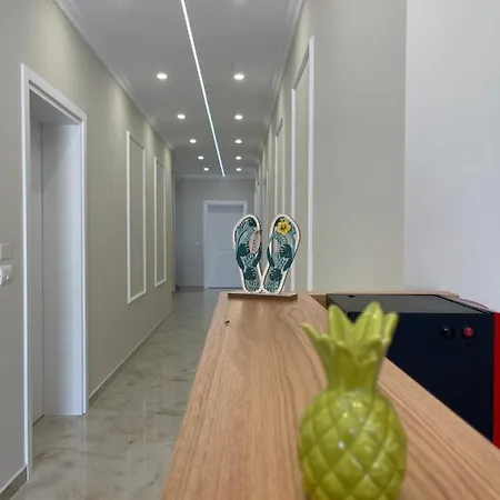 Frenki's Appartments Ξενοδοχείο *