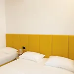 Frenki's Hotel