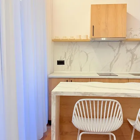 Frenki's Appartments * Velipojë